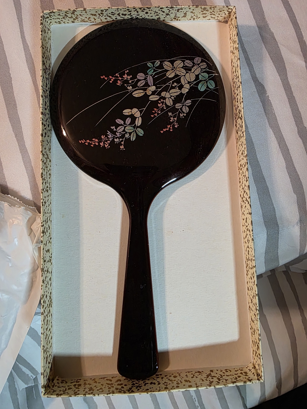 Vintage Yamanaka Lacquerware Hand Mirror - Made in Japan - Kikou